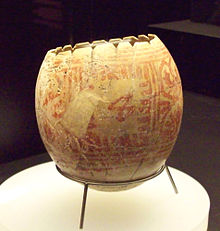 220px-Punic_ostrich_egg_from_Villaricos_(M.A.N._1935-4-VILL-T.609-7)_01